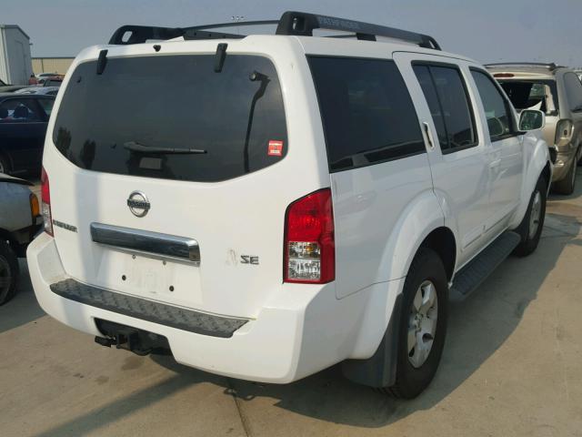 5N1AR18U17C608041 - 2007 NISSAN PATHFINDER WHITE photo 4