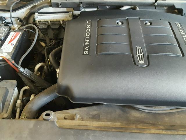 5LMFU27R54LJ32392 - 2004 LINCOLN NAVIGATOR Blanc photo 7