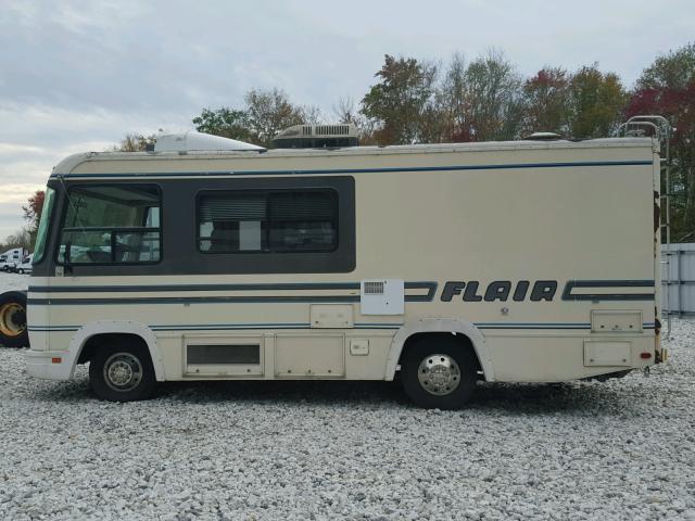 1GBJP37N5M3315436 - 1992 FLAI MOTORHOME TAN photo 9