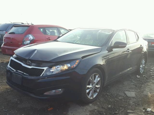 5XXGN4A7XCG050149 - 2012 KIA OPTIMA EX BLACK photo 2