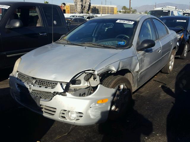 1B3ES56C05D143871 - 2005 DODGE NEON SILVER photo 2