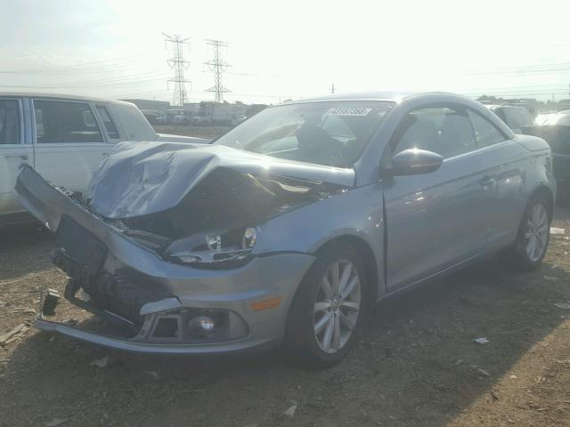 WVWBW7AH2CV016213 - 2012 VOLKSWAGEN EOS KOMFOR 蓝色 照片 2