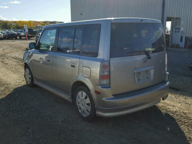 JTLKT324264081185 - 2006 TOYOTA SCION SILVER photo 3