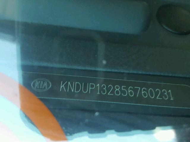 KNDUP132856760231 - 2005 KIA SEDONA SILVER photo 10