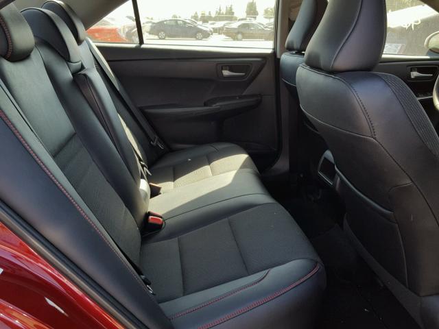 4T1BF1FK8HU815603 - 2017 TOYOTA CAMRY LE 红色 照片 6