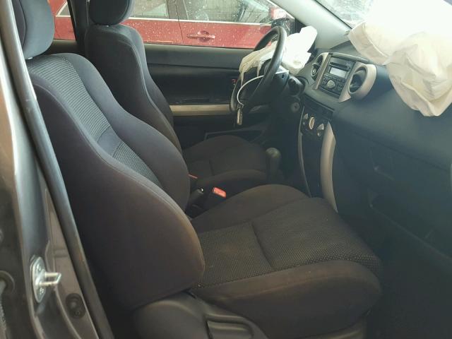JTKKT624850095510 - 2005 TOYOTA SCION XA ნაცრისფერი ფოტო 5