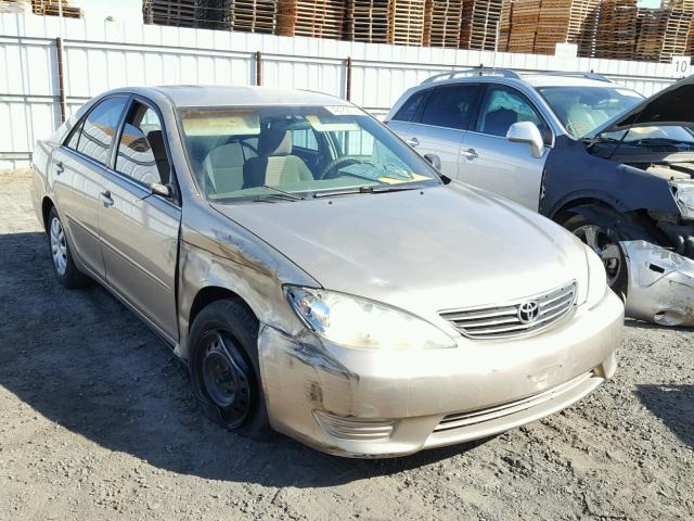 4T1BE32K15U610656 - 2005 TOYOTA CAMRY LE GOLD photo 1