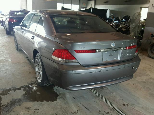 WBAGL63472DP58627 - 2002 BMW 745 I GRAY photo 3