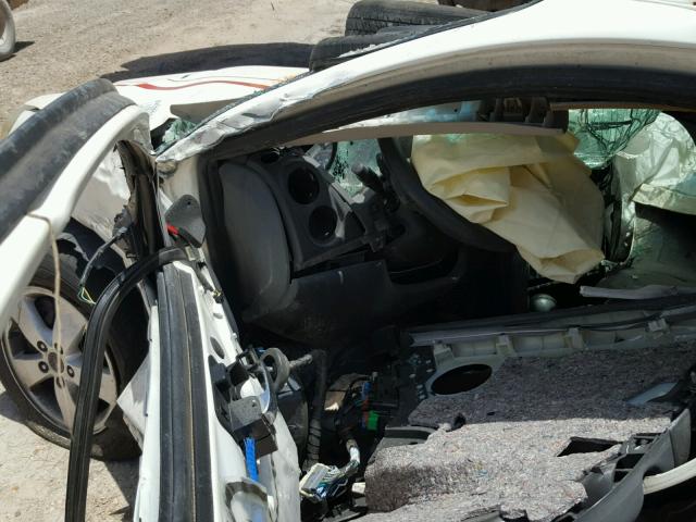 2G2WP522151253538 - 2005 PONTIAC GRAND PRIX WHITE photo 8