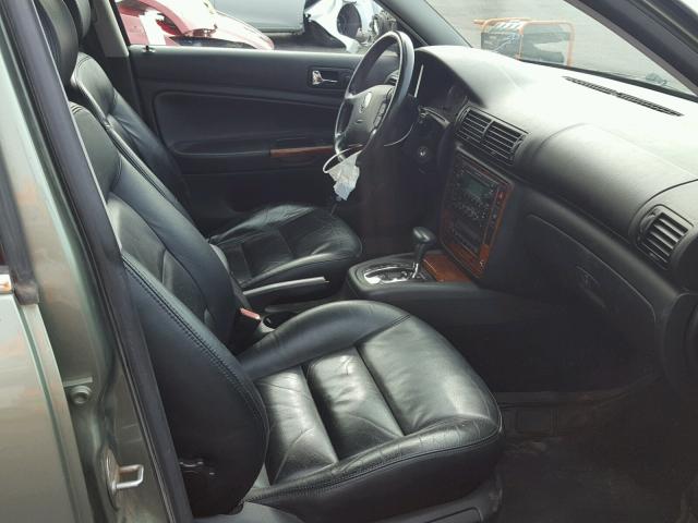 WVWWH63B22E335396 - 2002 VOLKSWAGEN PASSAT GLX 绿色 照片 5