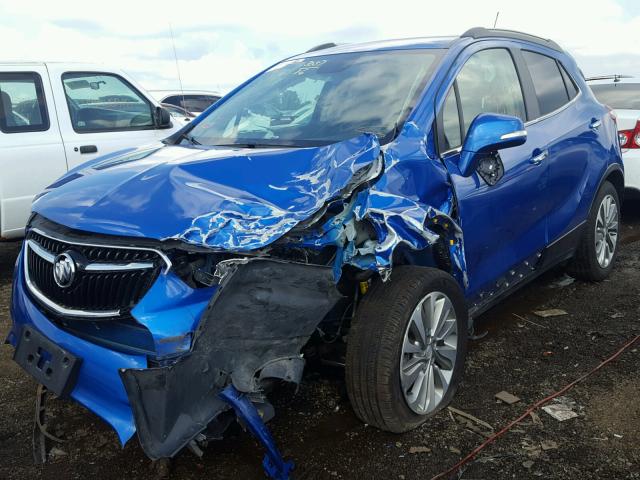 KL4CJASB5HB128291 - 2017 BUICK ENCORE PRE Blau Foto 2