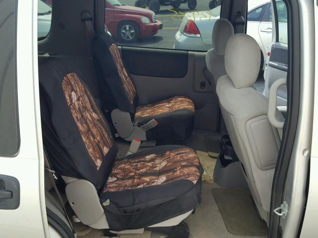 1GNDV23W78D175565 - 2008 CHEVROLET UPLANDER L 灰色 照片 6