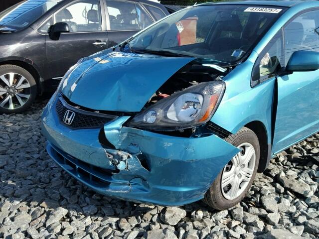 LUCGE8G53D3010800 - 2013 HONDA FIT LX GREEN photo 9