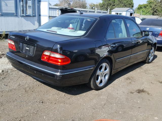 WDBJF65J82B482584 - 2002 MERCEDES-BENZ E 320 BLACK photo 4