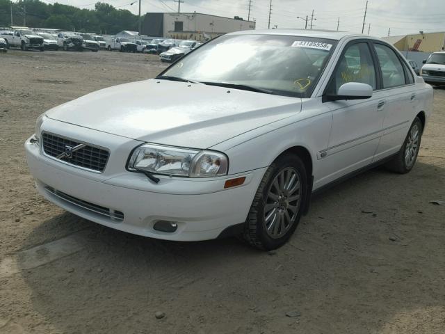 YV1TS592661431755 - 2006 VOLVO S80 2.5T WHITE photo 2