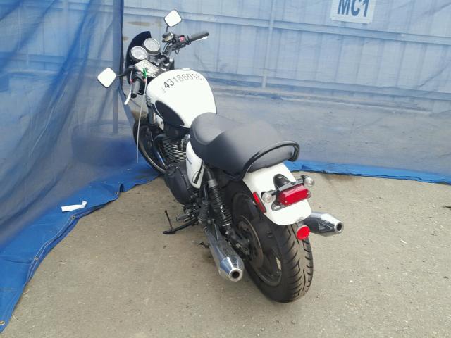 SMT900K12ET616562 - 2014 TRIUMPH MOTORCYCLE BONNEVILLE WHITE photo 3