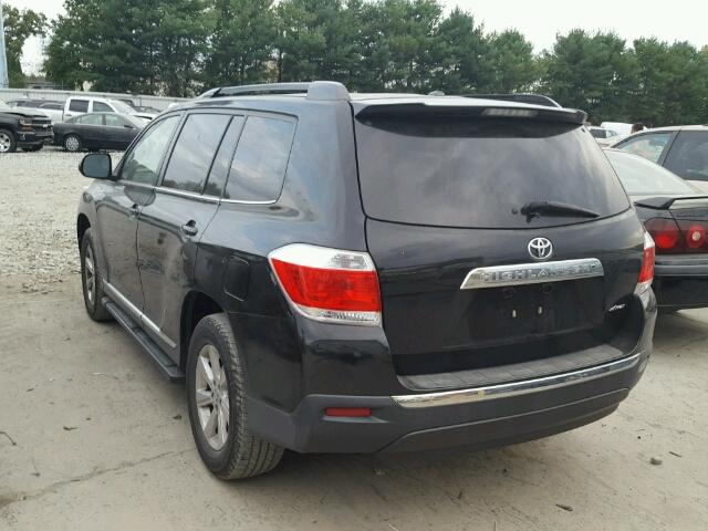 5TDBK3EH0BS046124 - 2011 TOYOTA HIGHLANDER BLACK photo 3