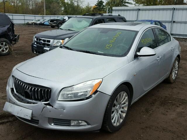 W04GS5EC8B1137784 - 2011 BUICK REGAL CXL SILVER photo 2