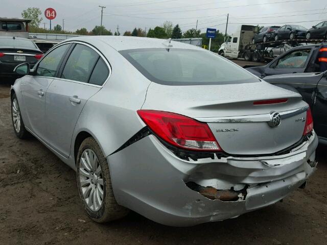 W04GS5EC8B1137784 - 2011 BUICK REGAL CXL SILVER photo 3