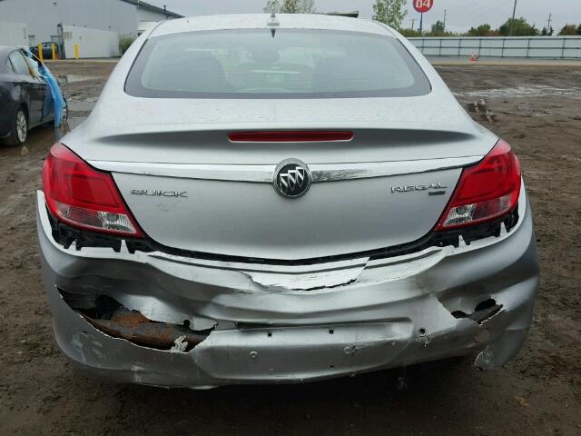 W04GS5EC8B1137784 - 2011 BUICK REGAL CXL SILVER photo 9