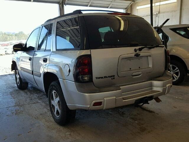 1GNDS13S552142524 - 2005 CHEVROLET TRAILBLAZE TAN photo 3