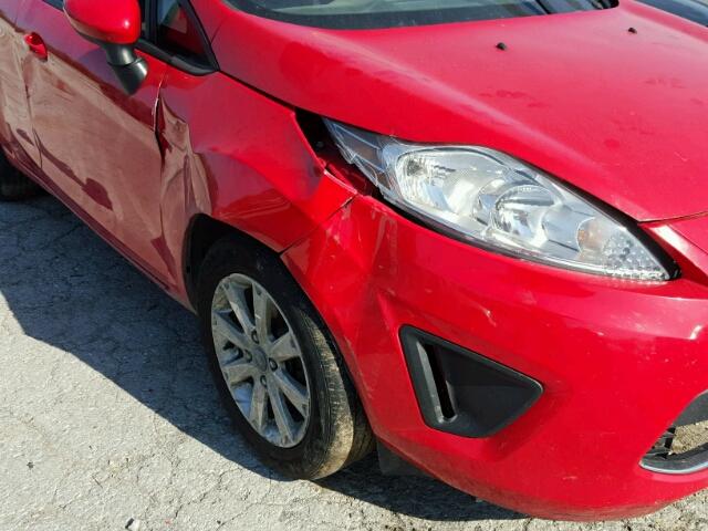 3FADP4EJ0CM102654 - 2012 FORD FIESTA SE RED photo 9