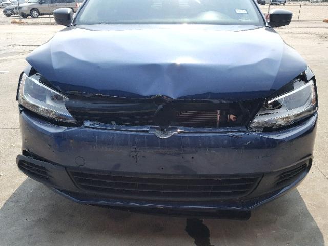 3VW2K7AJ2CM371775 - 2012 VOLKSWAGEN JETTA BASE 蓝色 照片 9