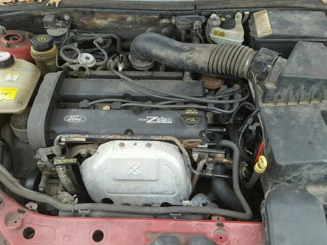 1FAFP34382W255562 - 2002 FORD FOCUS SE C RED photo 7