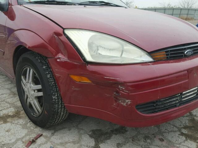 1FAFP34382W255562 - 2002 FORD FOCUS SE C RED photo 9