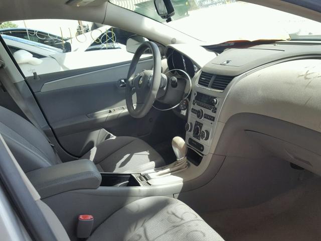 1G1ZH57B99F158554 - 2009 CHEVROLET MALIBU 1LT ვერცხლისფერი ფოტო 5