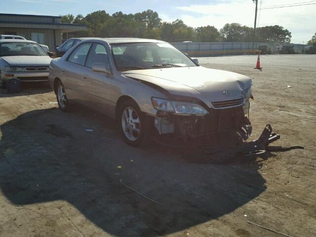 JT8BF28G415107446 - 2001 LEXUS ES 300 GOLD photo 1