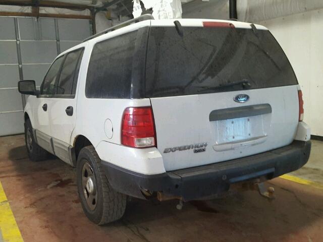 1FMFU16525LA42355 - 2005 FORD EXPEDITION WHITE photo 3