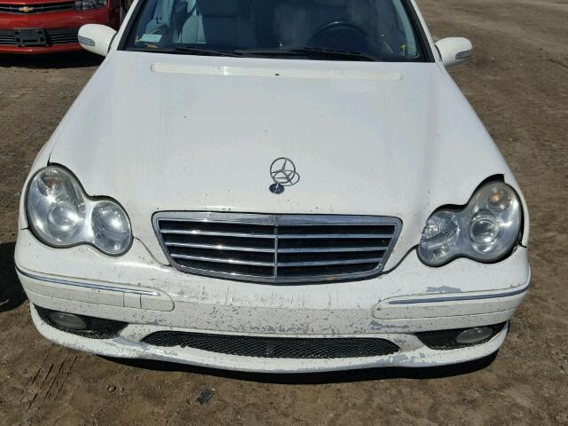 WDBRF52H66A883285 - 2006 MERCEDES-BENZ C GENERATI WHITE photo 7