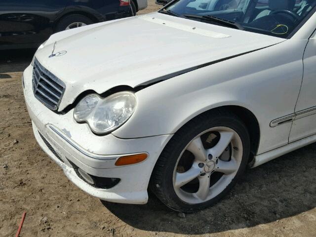 WDBRF52H66A883285 - 2006 MERCEDES-BENZ C GENERATI WHITE photo 9