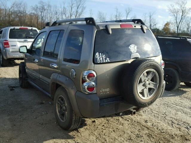 1J8GL38K55W559747 - 2005 JEEP LIBERTY RE TAN photo 3