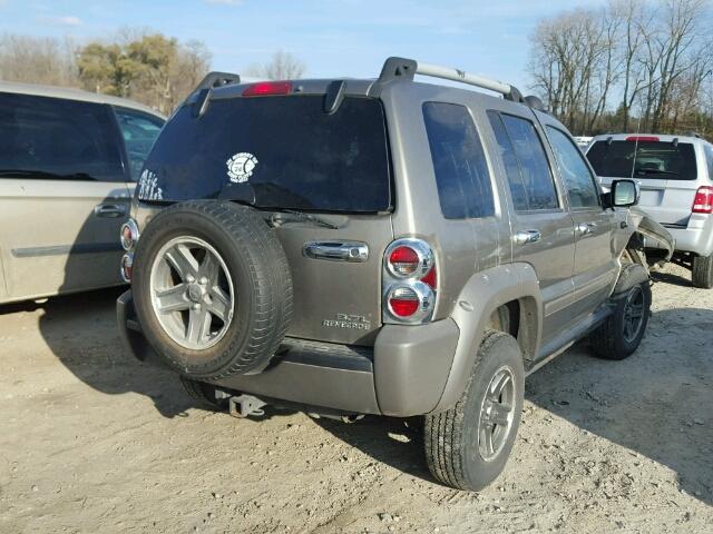 1J8GL38K55W559747 - 2005 JEEP LIBERTY RE TAN photo 4