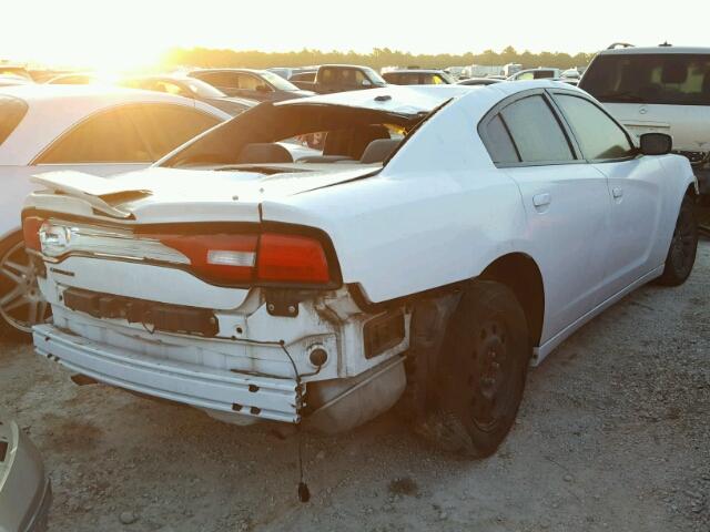 2C3CDXBG4EH279416 - 2014 DODGE CHARGER SE WHITE photo 4