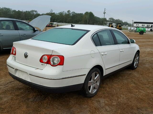 WVWJK73C09P049670 - 2009 VOLKSWAGEN PASSAT TUR WHITE photo 4