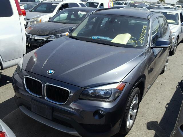 WBAVM1C58DVW42592 - 2013 BMW X1 SDRIVE2 GRAY photo 2