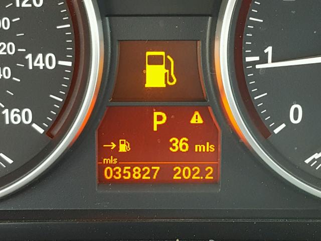 WBAVM1C58DVW42592 - 2013 BMW X1 SDRIVE2 GRAY photo 8