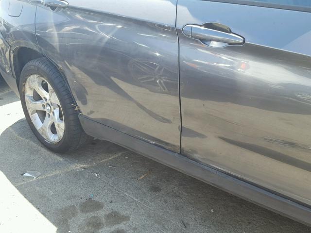 WBAVM1C58DVW42592 - 2013 BMW X1 SDRIVE2 GRAY photo 9