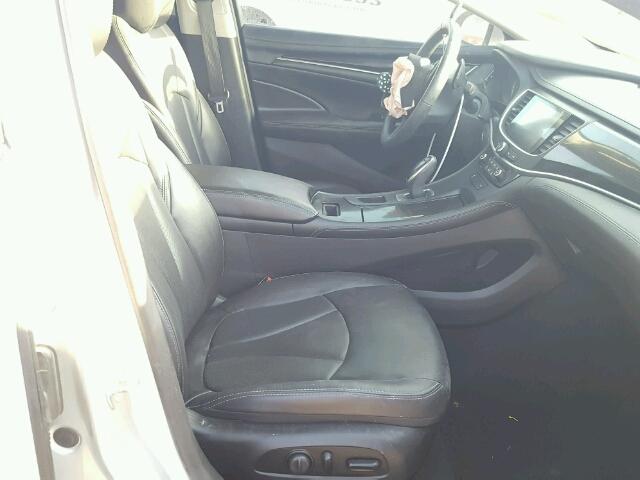 1G4ZP5SS7HU179975 - 2017 BUICK LACROSSE E SILVER photo 5