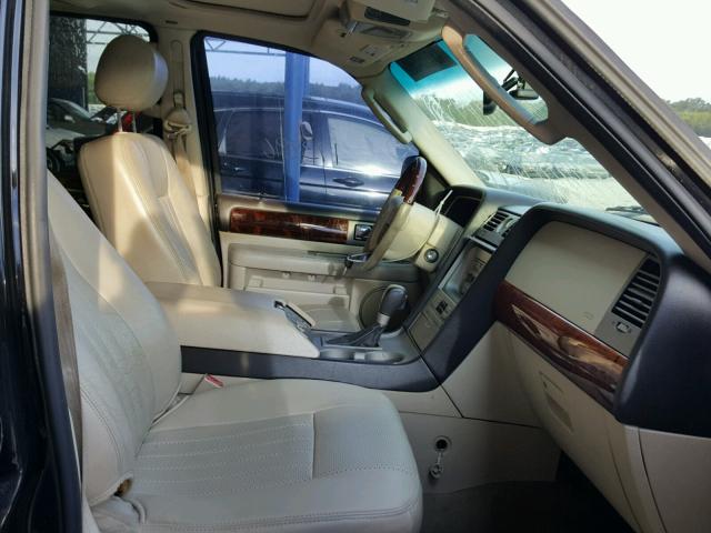 5LMFU28R33LJ09948 - 2003 LINCOLN NAVIGATOR 黑色 照片 5