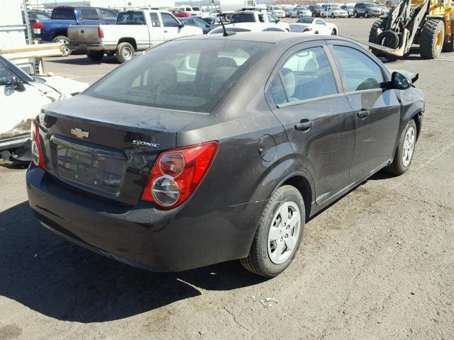1G1JA5SH0E4131777 - 2014 CHEVROLET SONIC LS ყავისფერი ფოტო 4