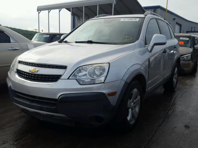 3GNAL1EK7CS629075 - 2012 CHEVROLET CAPTIVA SP SILVER photo 2