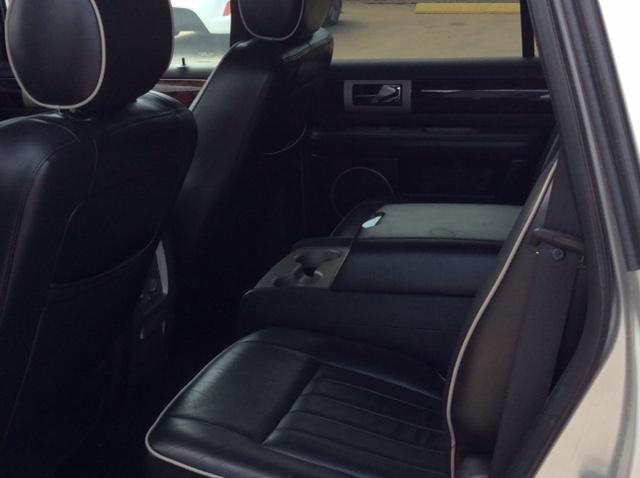 5LMFU27536LJ23464 - 2006 LINCOLN NAVIGATOR Gümüş fotoğraf 9