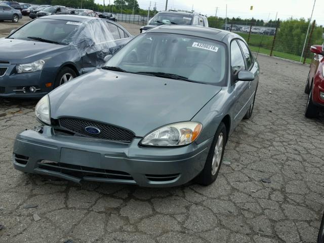 1FAFP56U16A255360 - 2006 FORD TAURUS SEL GREEN photo 2