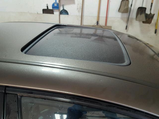 2G4WB52K741162469 - 2004 BUICK REGAL LS 棕色 照片 9