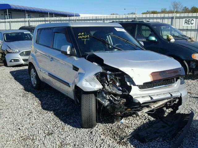 KNDJT2A20B7706130 - 2011 KIA SOUL + SILVER photo 1