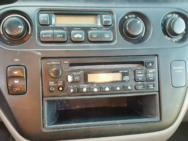 5FNRL18664B142325 - 2004 HONDA ODYSSEY EX SILVER photo 9